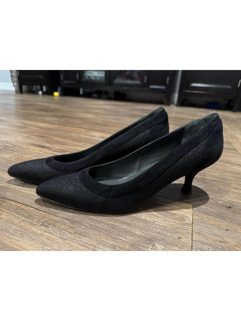 Stuart Weitzman Black Shimmer Kitten Heels sz 9 EUC